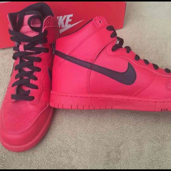 NikeID Red Customized - Picture 3 of 12